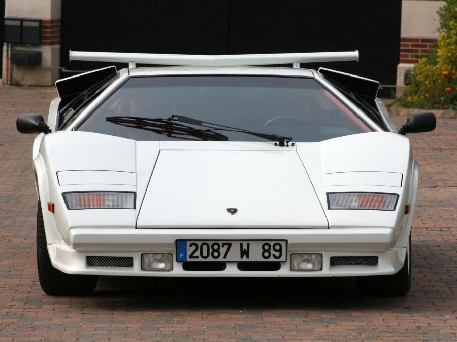  Lamborghini Countach LP5000 Quattrovalvole 1988 года  (фото 7 из 9)
